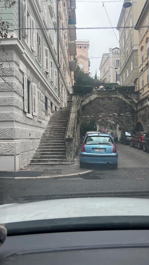 Alla Scalinata Del Teatro Rossetti Confort Suites Parcheggio Trieste Eksteriør bilde